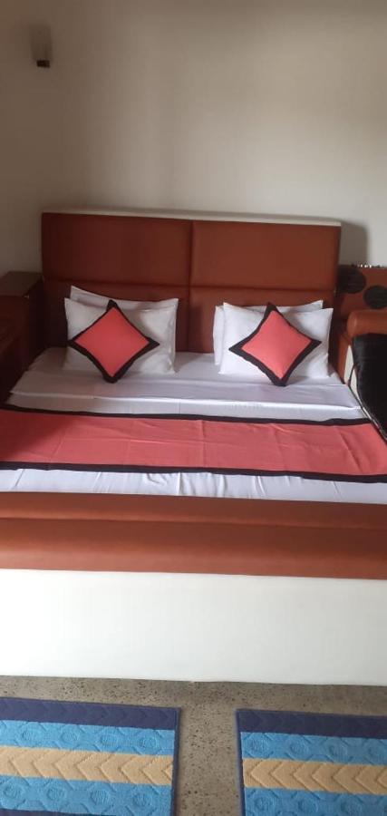 אונה ואטונה Star Light Villas מראה חיצוני תמונה