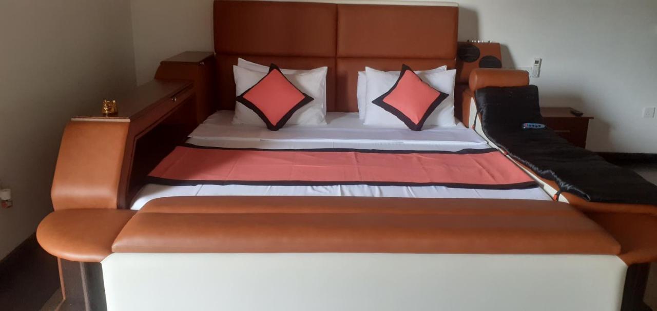 אונה ואטונה Star Light Villas מראה חיצוני תמונה